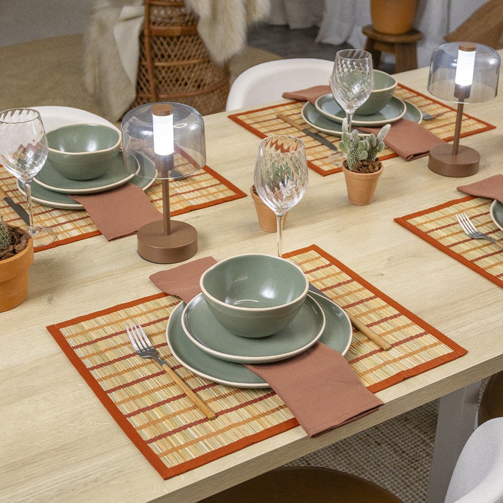 Luminária de Mesa Copa e Cia Tátil Lumea